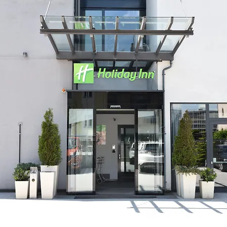 - By Ihg Hotel
