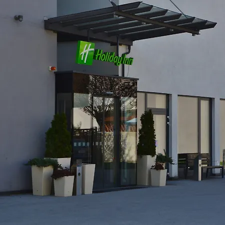 - By Ihg 4* Salzbourg